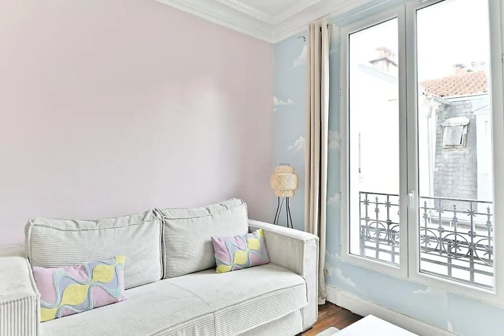 Appartement Charmant Et Colore Montparnasse Paris